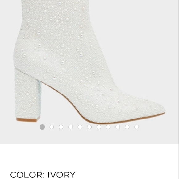 White Pointed-Toe Ankle Boots - Picture 6 of 7